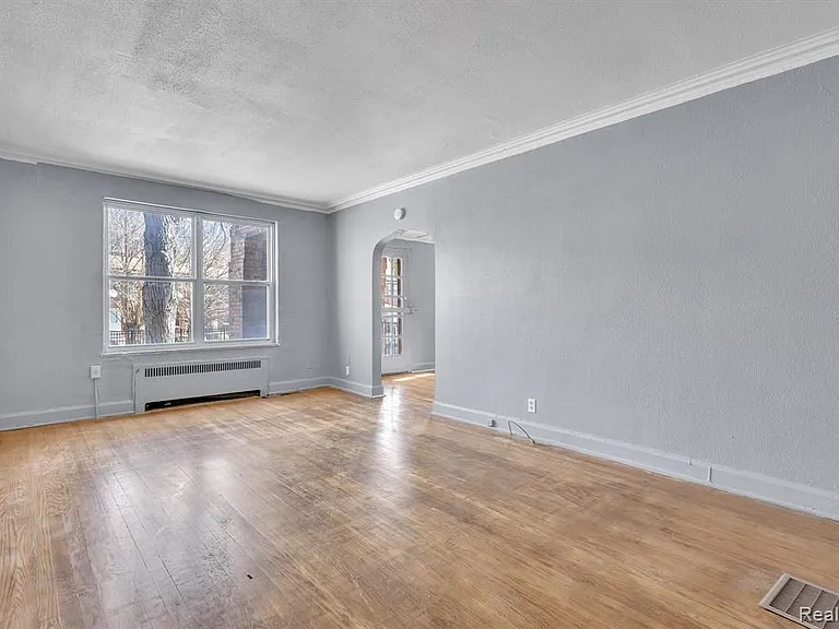 17701 Manderson Rd — Photo 18