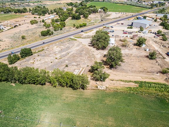 4th image of 2308 E Highway 40