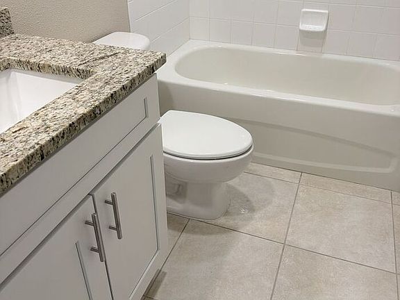 4th image of 960 Starkey Rd APT 5105
