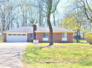 5511 Laurel Hall Dr, Indianapolis, IN