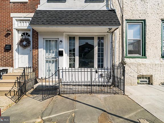 3rd image of 3521 Indian Queen Ln