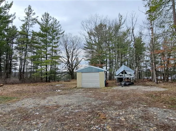 43623 Sweet Point Rd, Redwood, NY 13679
