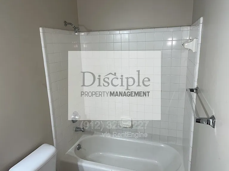 22 E Dubois St #8B — Photo 16