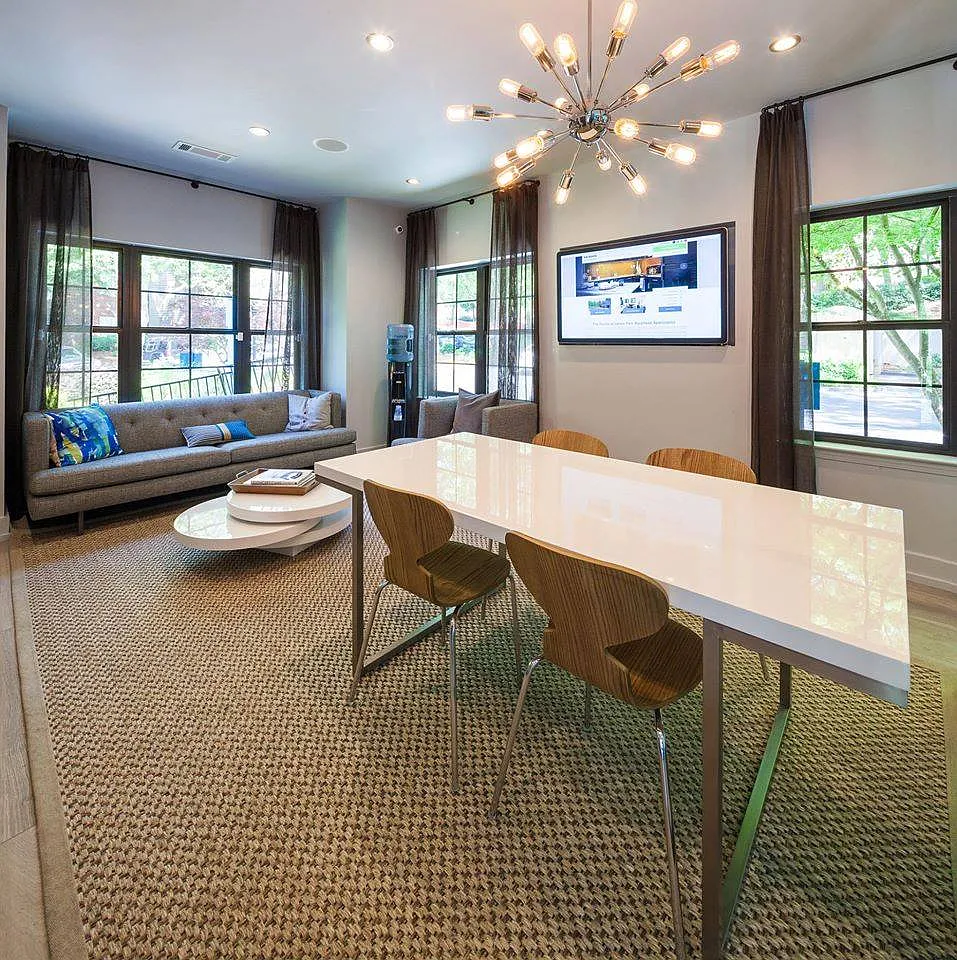 The Pointe at Lenox Park — Photo 4