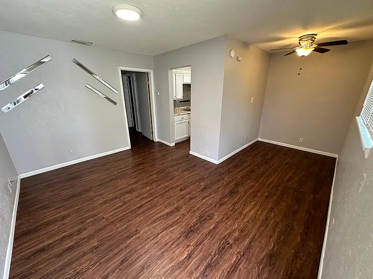 907 S Mesquite St #A — Photo 6