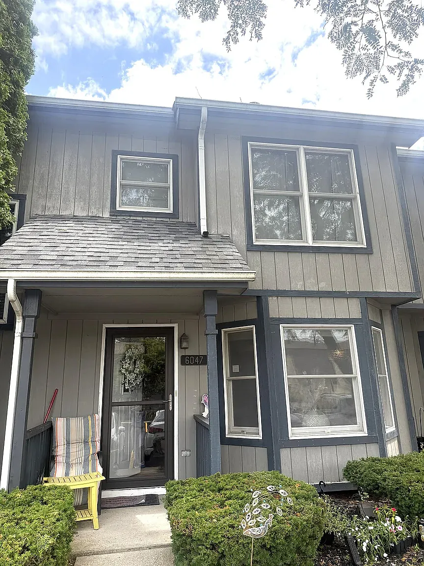 2 bed, 1222 sqft, $1,400 — Photo 1