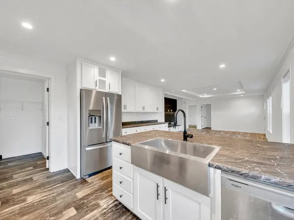 6 Gina Drive, Rochester, NH 03867