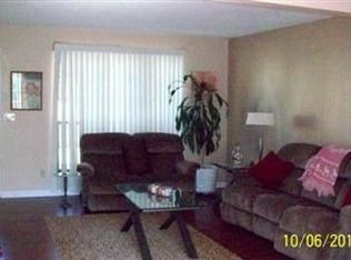 4077 Ramona Ln, Saint Charles, MO 63304