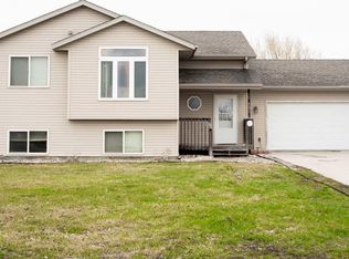 102 S Chris St, Worthing, SD 57077