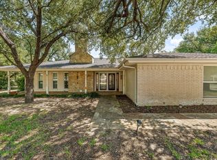 4203 Chaparral Ct, Granbury, TX 76049