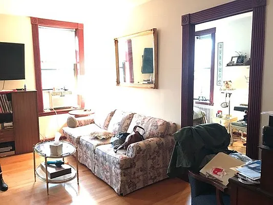 Rented by Ulas Real Estates Inc | media 23