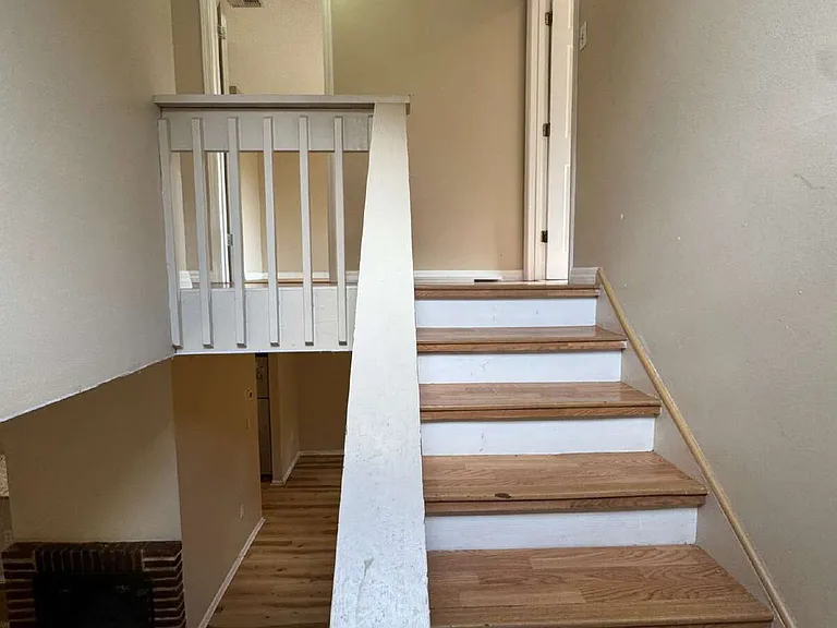 5012 Downing St #10 — Photo 9