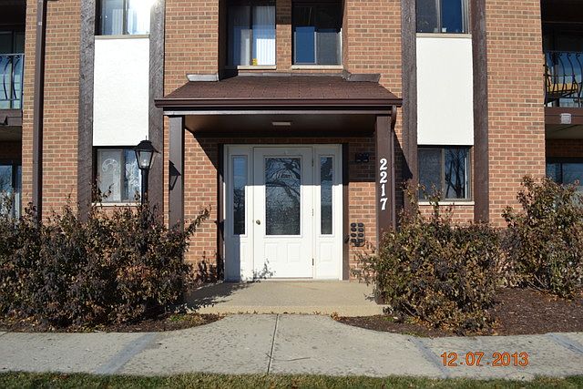 1st image of 2217 Wharf Dr APT 301
