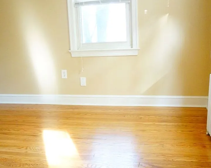 8206 Greenwood Ave — Photo 60