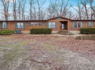 19954 Old Five Rd, Versailles, MO 65084