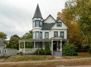 30B Messer St, Laconia, NH 03246