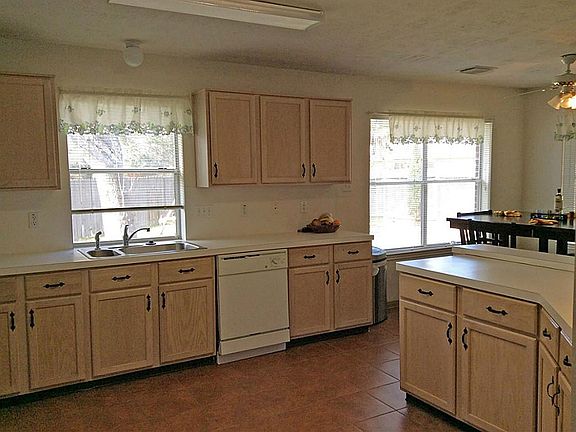 Huge spacious kitchen