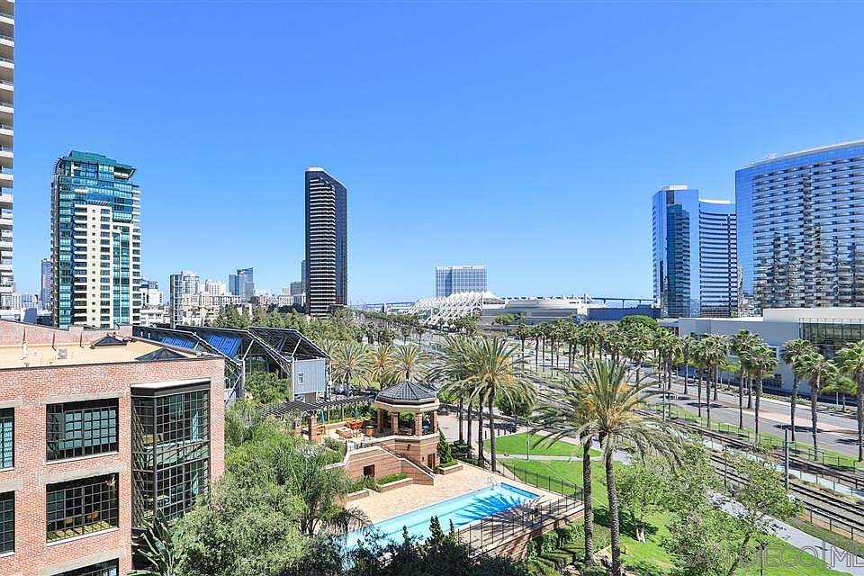 2nd image of 500 W Harbor Dr Unit 717
