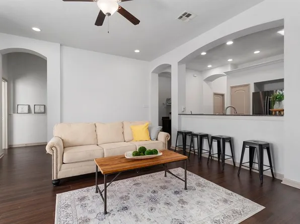 2617 Red Oak Circle, Brenham, TX 77833