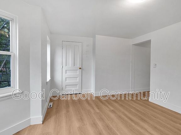 3rd image of 337 Prospect Ave #2