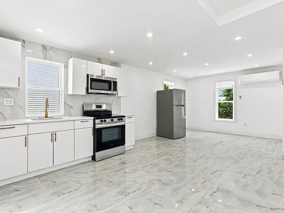 1st image of 1103 N 41st St #A