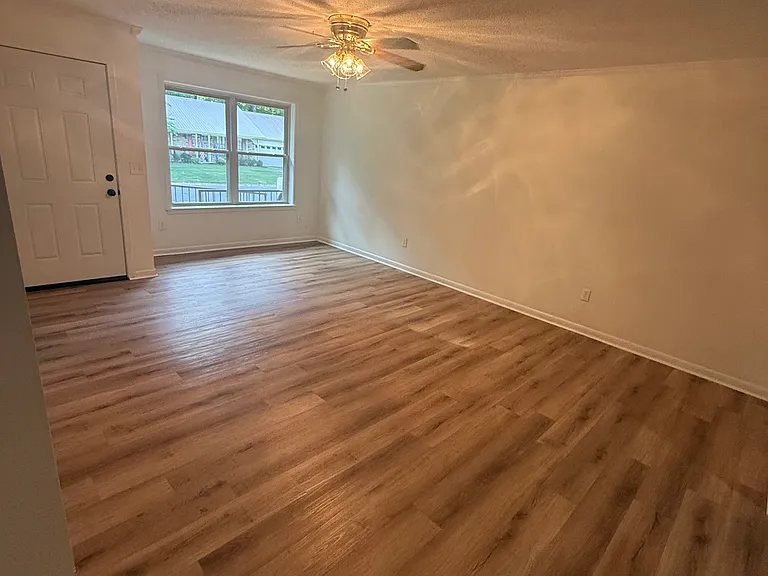 23 Dalewood Dr — Photo 4