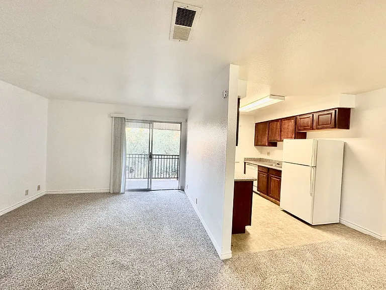 5000 Indian River Dr #484 — Photo 6