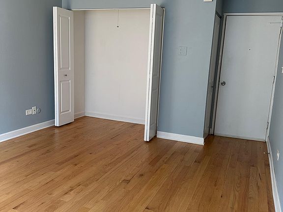 3rd image of 663-107 W Grace St #663-107