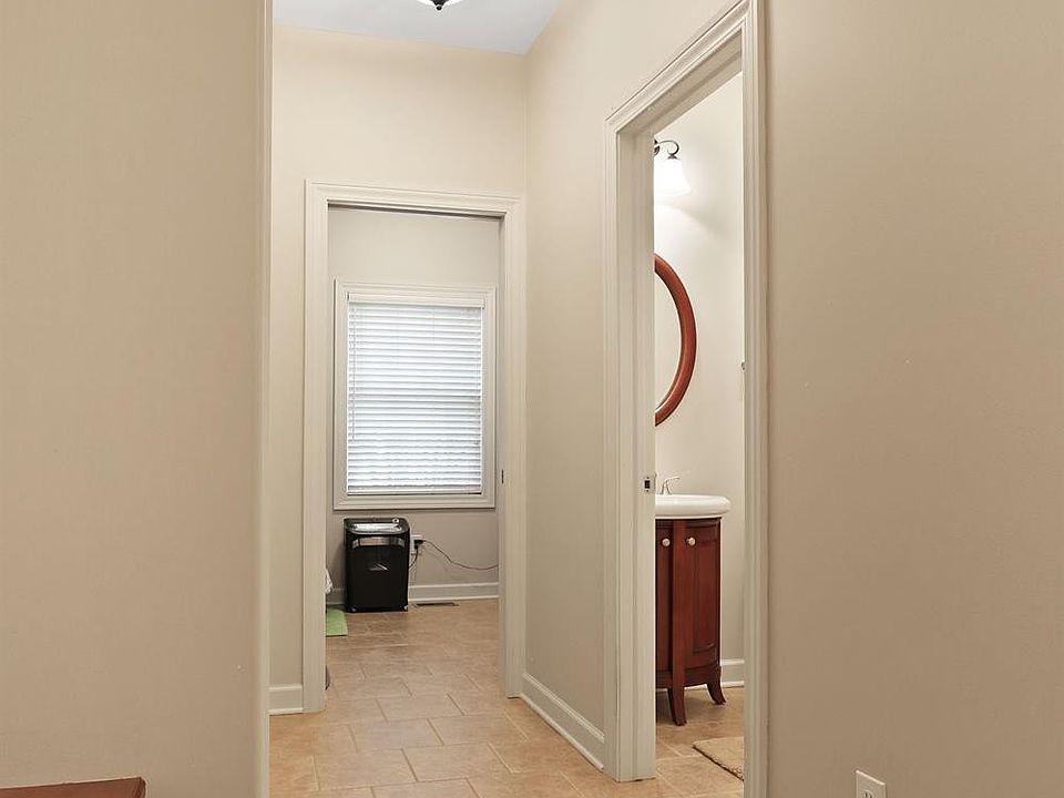2nd image of 11410 Bell Pl