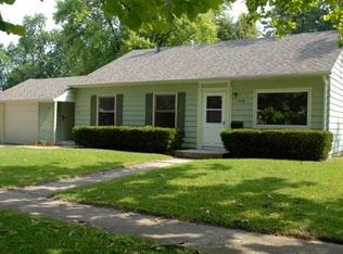 1516 E Dresser Rd, Dekalb, IL 60115