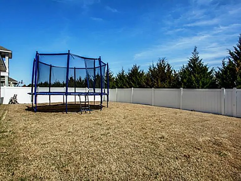 8928 Manana St — Photo 25