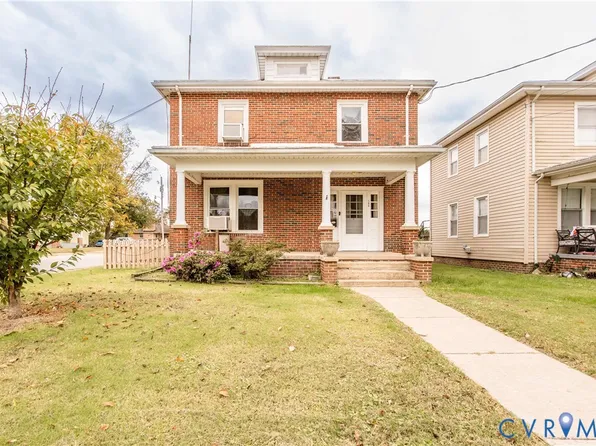 104 Royal Oak Ave, Colonial Heights, VA 23834