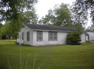 1124 Cemetery Rd, Angleton, TX 77515