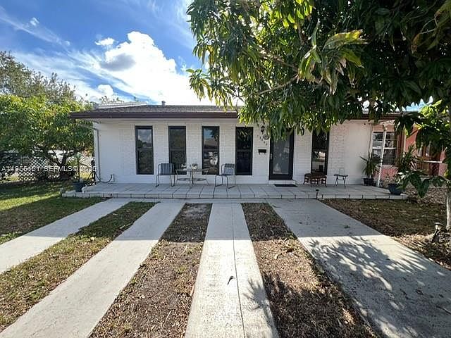 1st image of 13002 SW 48th St