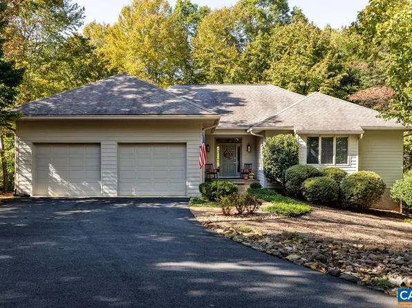 176 Lakeside Close, Nellysford, VA 22958