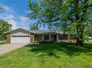 2254 Sands Dr, Decatur, IL 62526