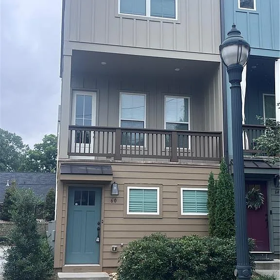 60 Adore Ct — Photo 2
