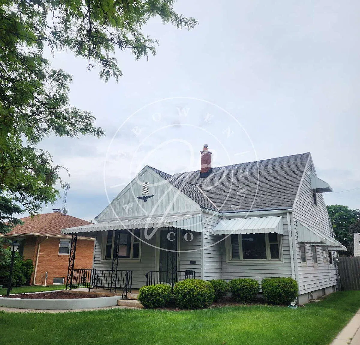 3 bed, 2.0 bath, 1300 sqft, $1,495 — Photo 1