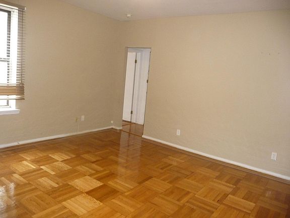 4th image of 8801 23rd Ave