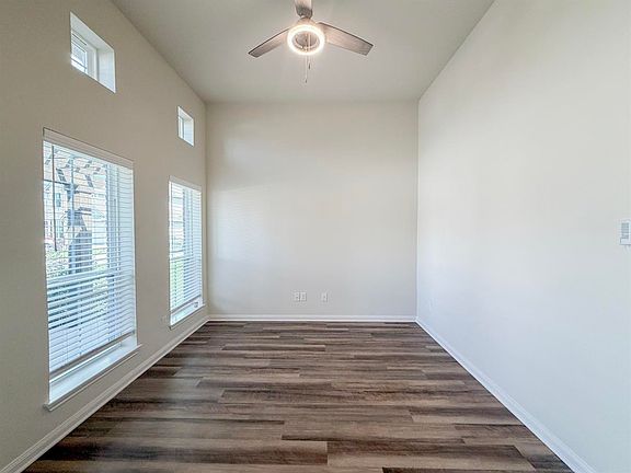 2nd image of 7805 Montclair Dr