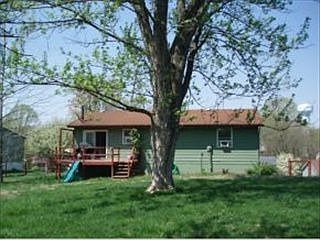 1st image of 615 N Robin Dr