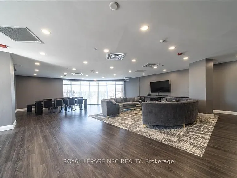 7711 Green Vista Gate #905 — Photo 13