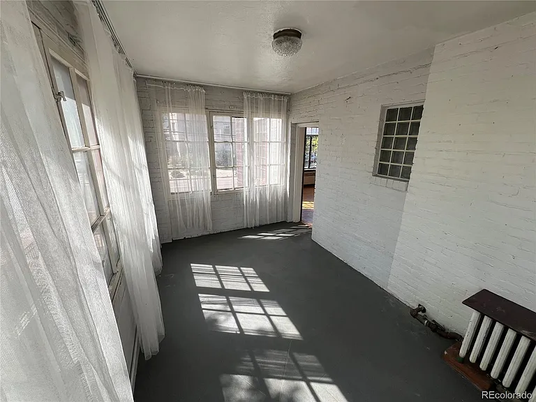 2535 E 14th Ave #10 — Photo 11