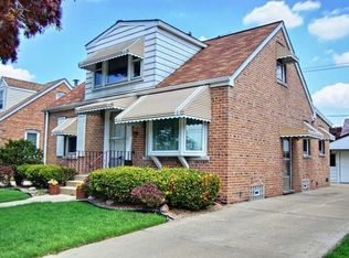 5721 N Oriole Ave, Chicago, IL 60631