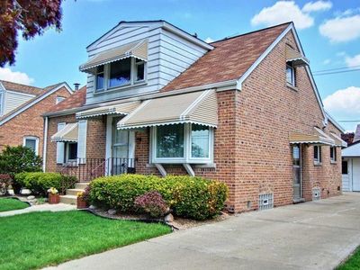 5721 N Oriole Ave, Chicago, IL, 60631