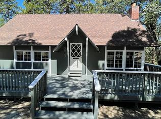 25167 Pine Cove Rd, Idyllwild, CA 92549