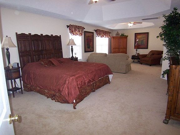 Huge Master Bedroom
