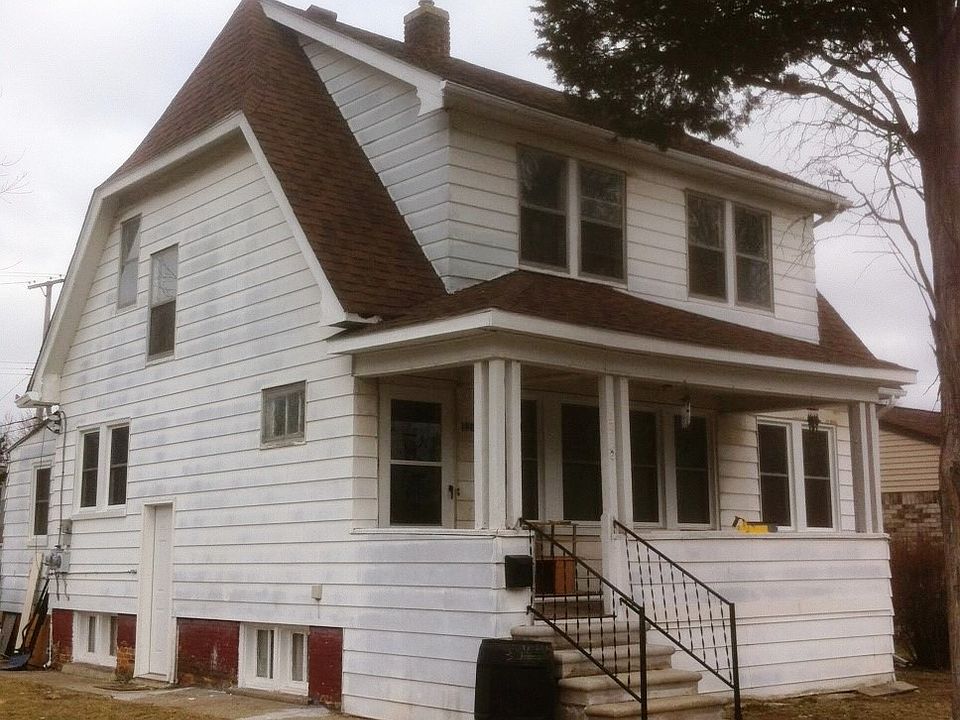 1st image of 32128 Chester St
