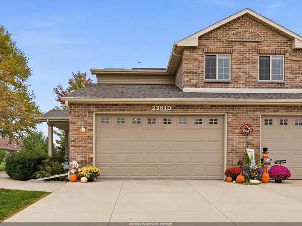 2361 E Plank Cir, Appleton, WI 54915