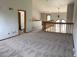 960 N 124th St, Milwaukee, WI 53226